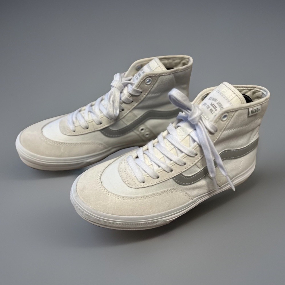 NWOB Vans Gilbert Crockett High Pro II White/Reflective Shoes Size 7 Women's 8.5
